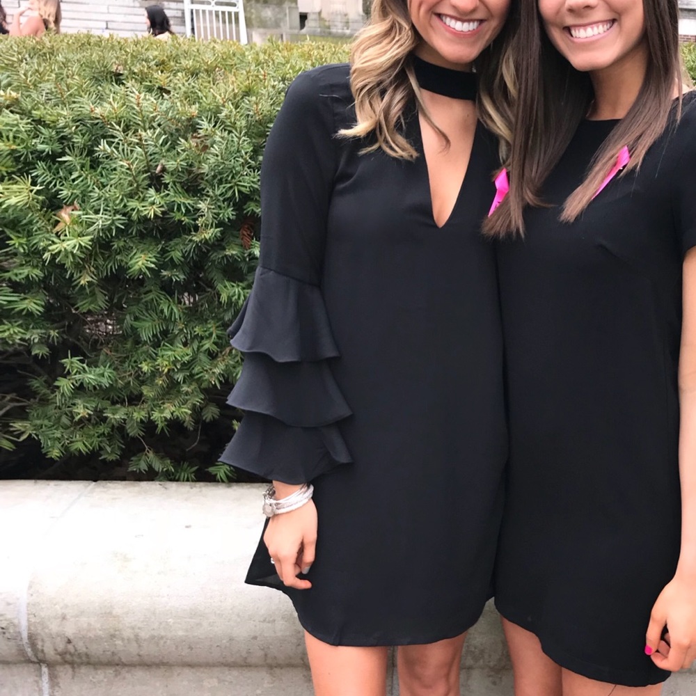 Lulu’s Ruffle Sleeve Dress